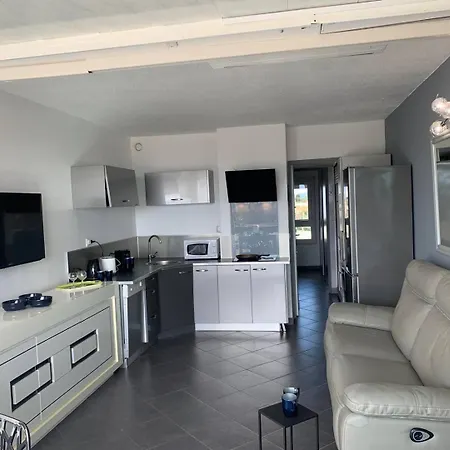 602 2 Pers Port Nature 5 Vue Waiki